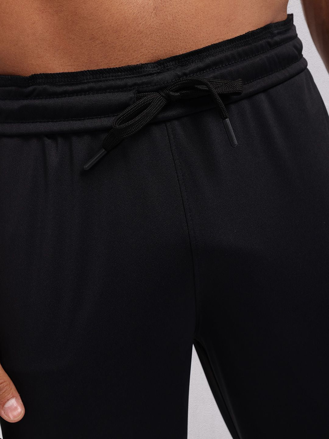 HRX by Hrithik Roshan Men Mid-Rise Rapid-Dry Training Joggers