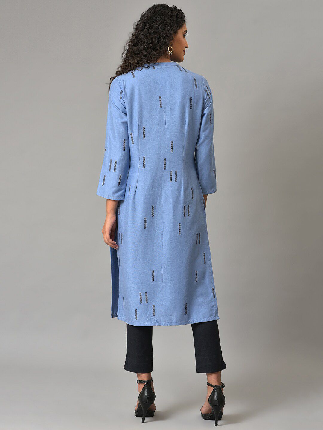 W Printed Band Collar Roll Up Sleeves Kurta