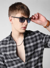 VASTRADO Men Classic Slim Fit Checked Casual Shirt