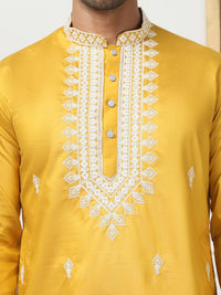Jompers Floral Embroidered Sequinned Mandarin Collar Cotton Silk Straight Kurta