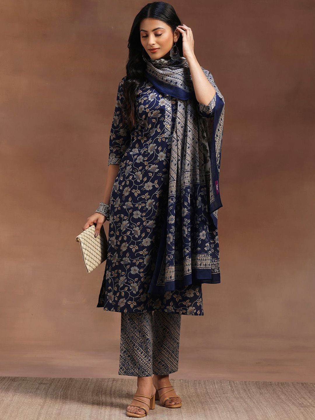 Libas Floral Printed Pure Cotton Kurta with Trousers & Dupatta