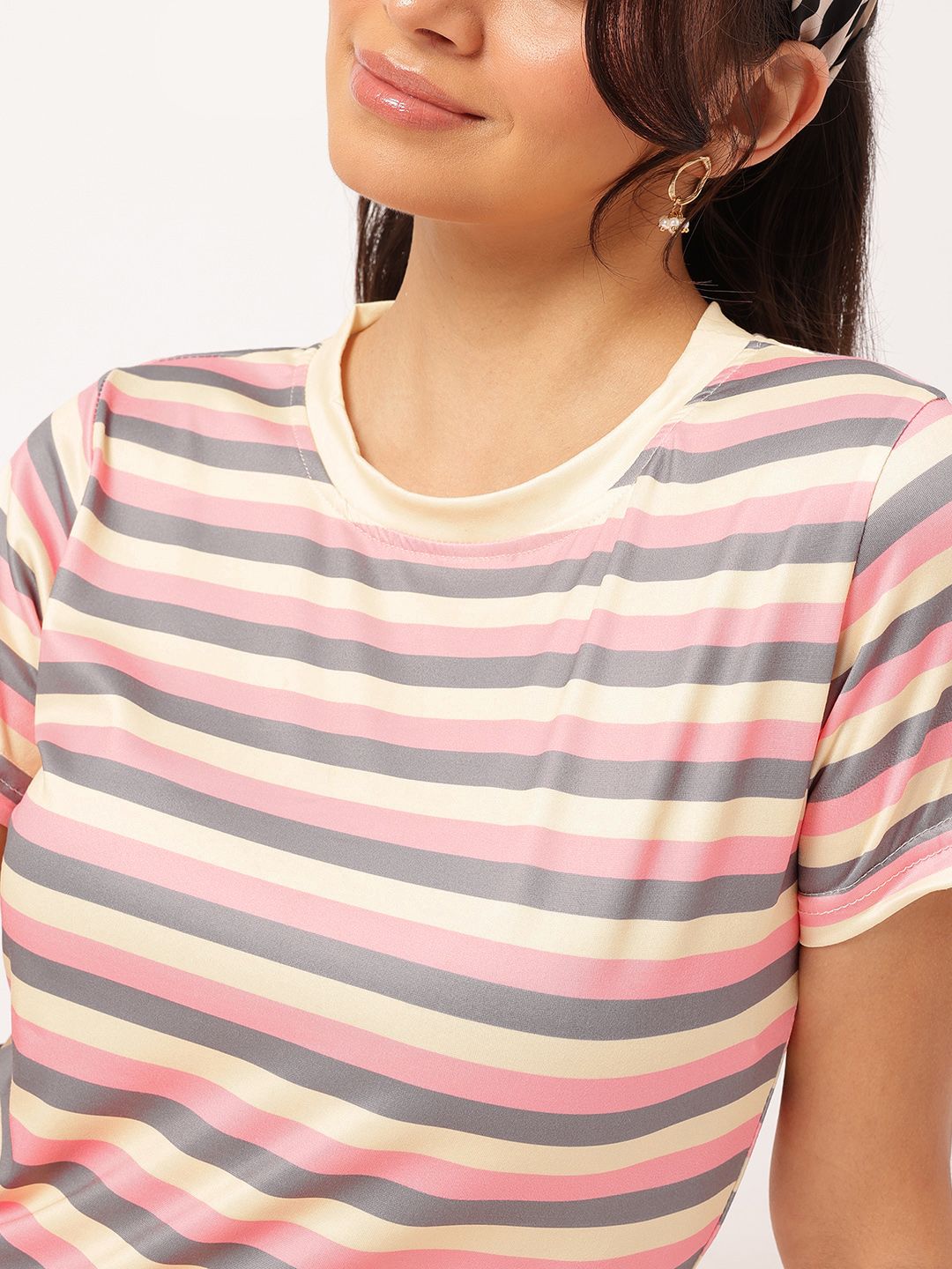 DressBerry Striped Street T-shirt