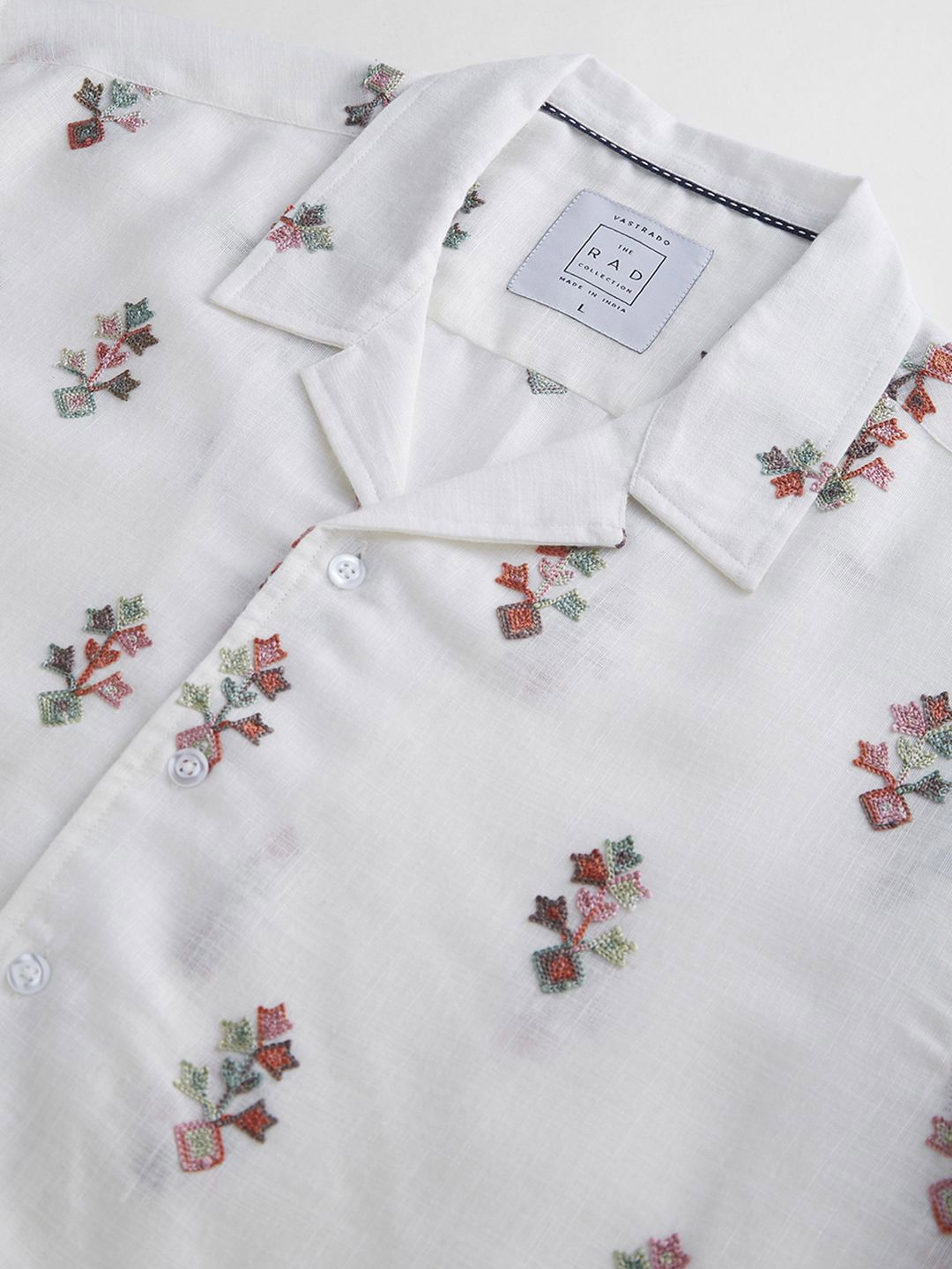 VASTRADO Men White Embroidered Notch Collar Oversized Pure Cotton Shirt