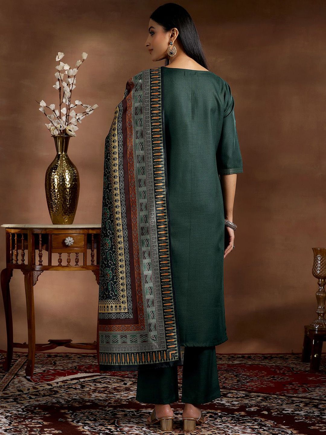 Libas Notched Neck Straight Kurta with Trousers & Dupatta