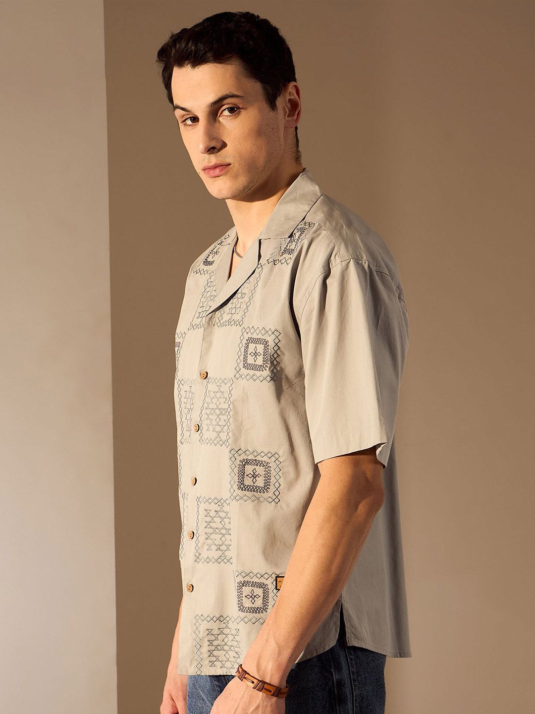 DENNISON Men Embroidery Drop Shoulder Oversized Shirt