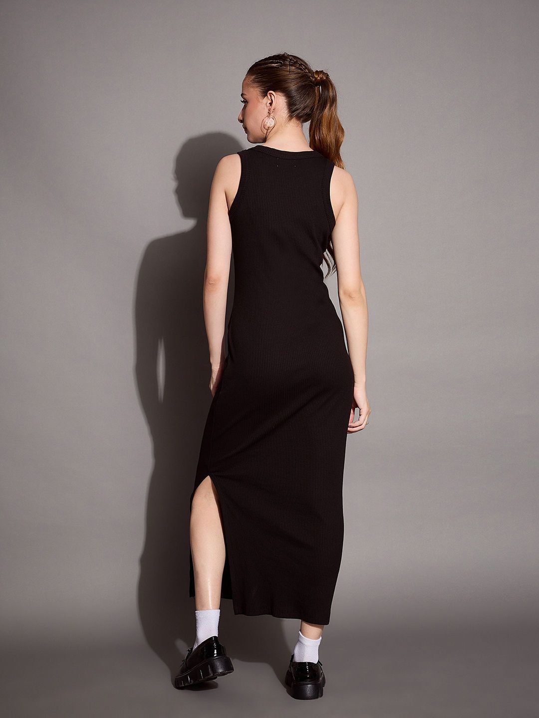 SASSAFRAS BASICS Solid Bodycon Maxi Dress