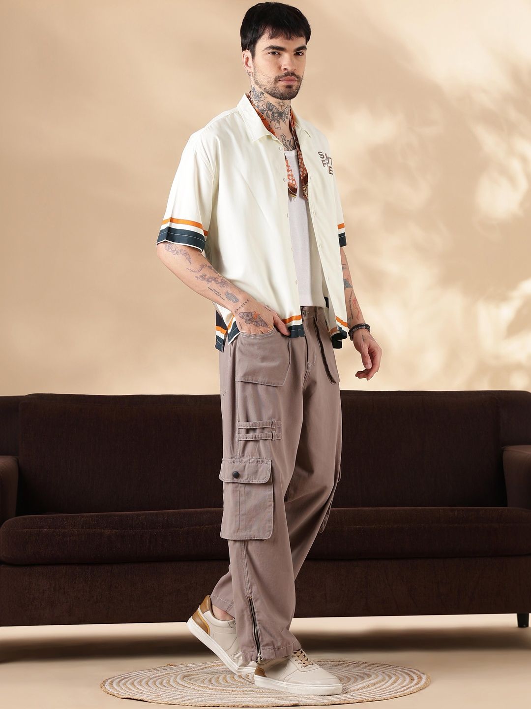 Eszett Men Easy Wash Cargos Seluar