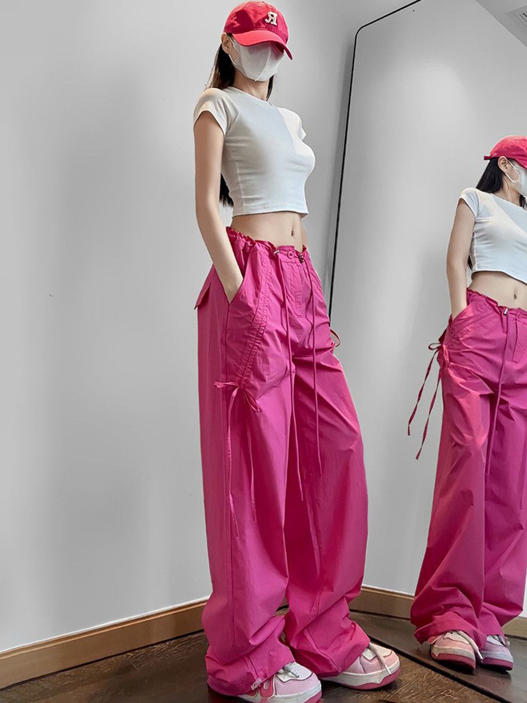 DressBerry Women Regular Fit Mid-Rise Trousers