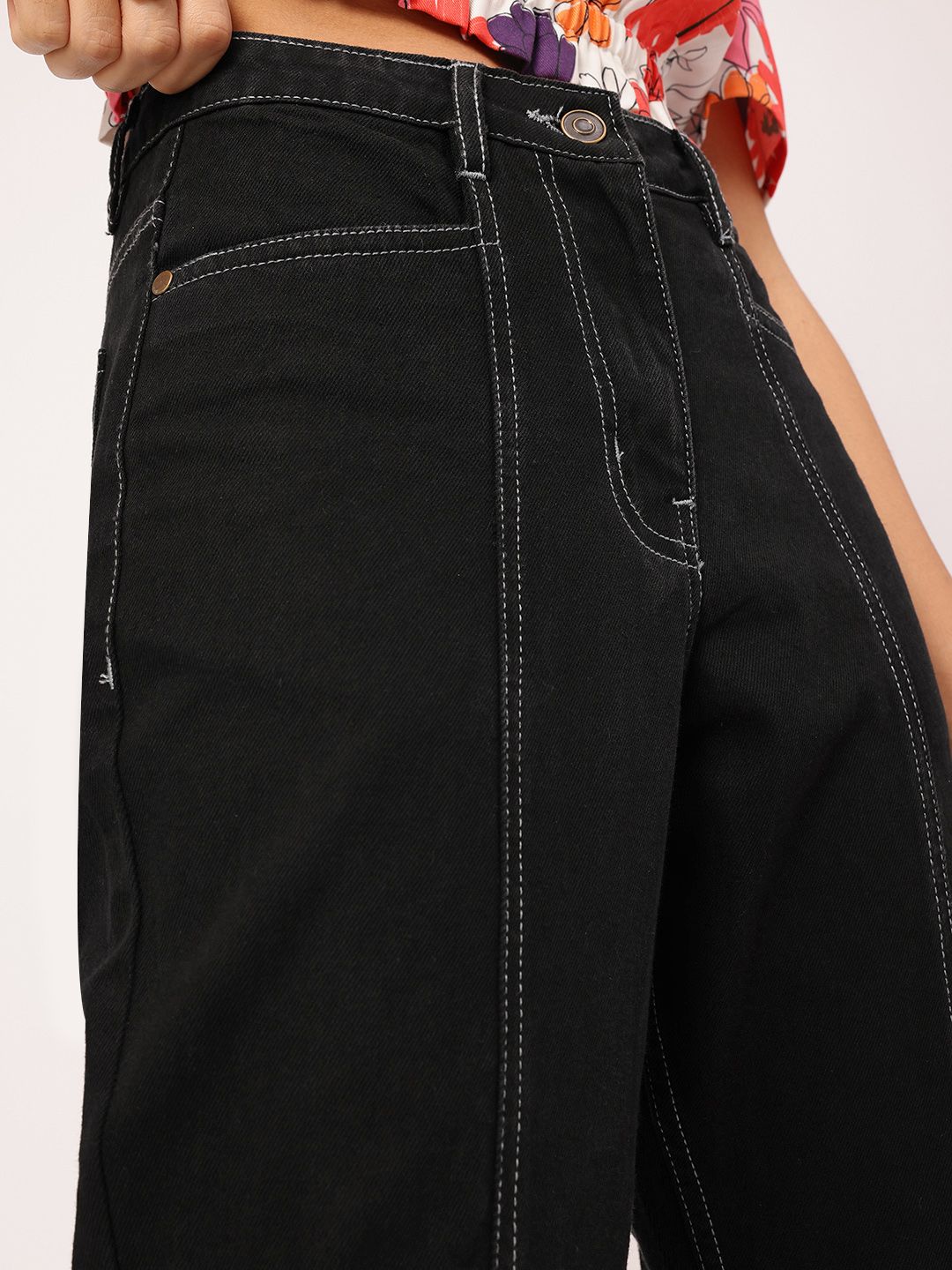 DressBerry Women Knit Revolution Regular Fit Jeans