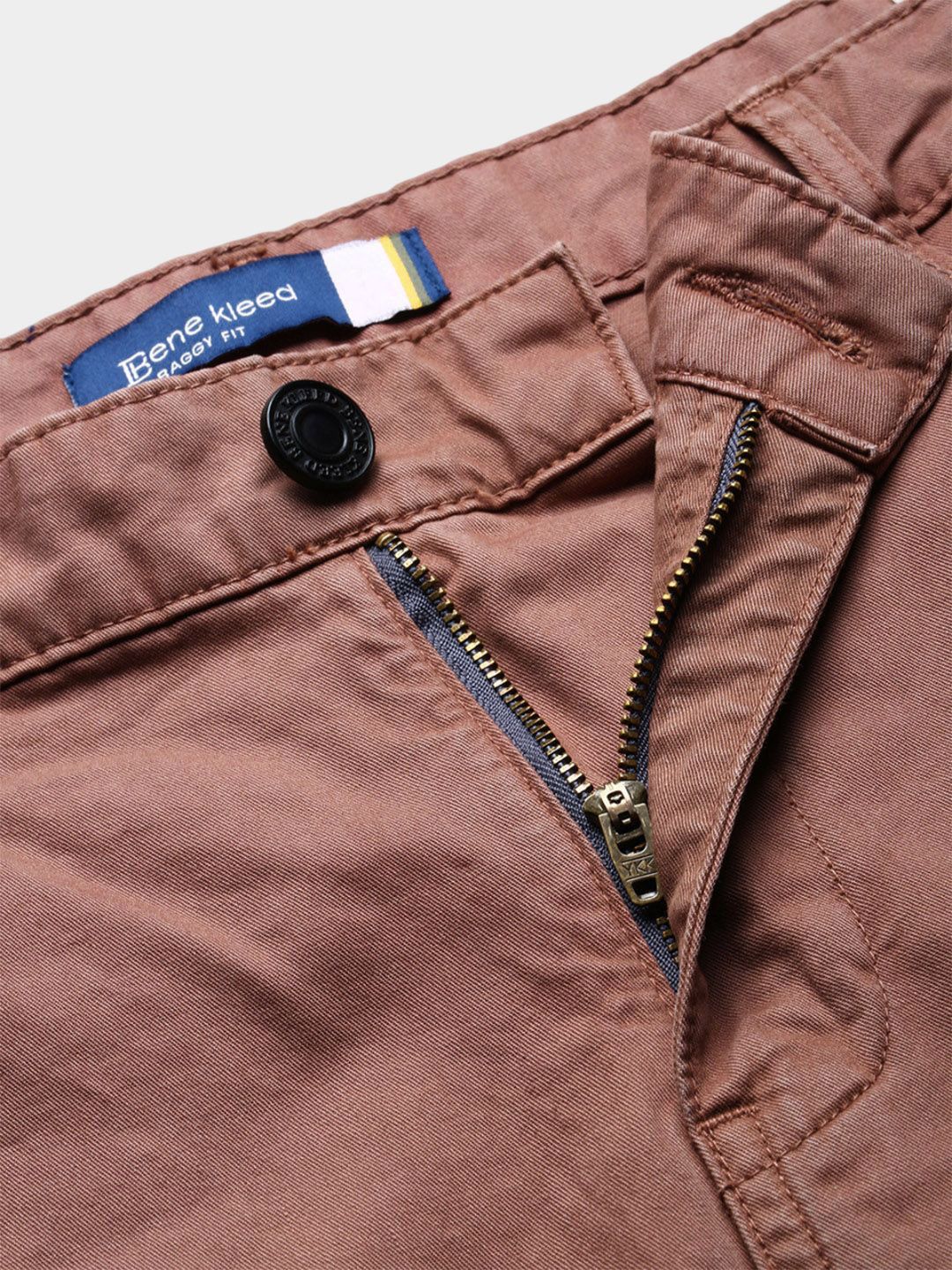 Bene Kleed Men Cotton Baggy Fit Mid-Rise Pleated Cargos Trousers