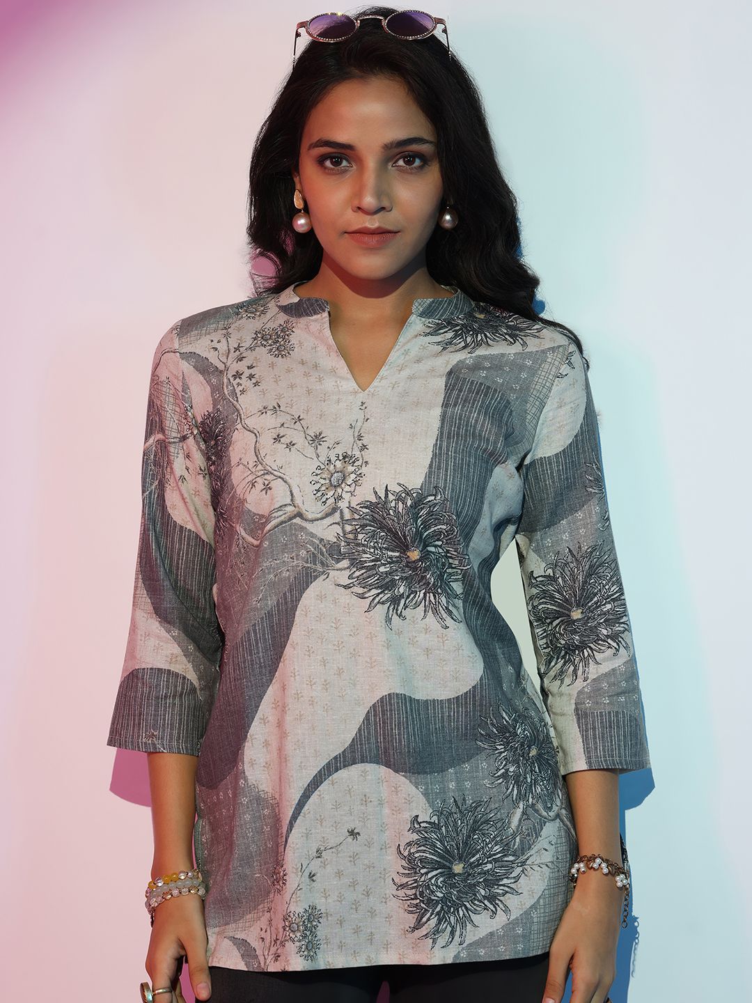 Libas Women Floral Printed Linen Short Kurti