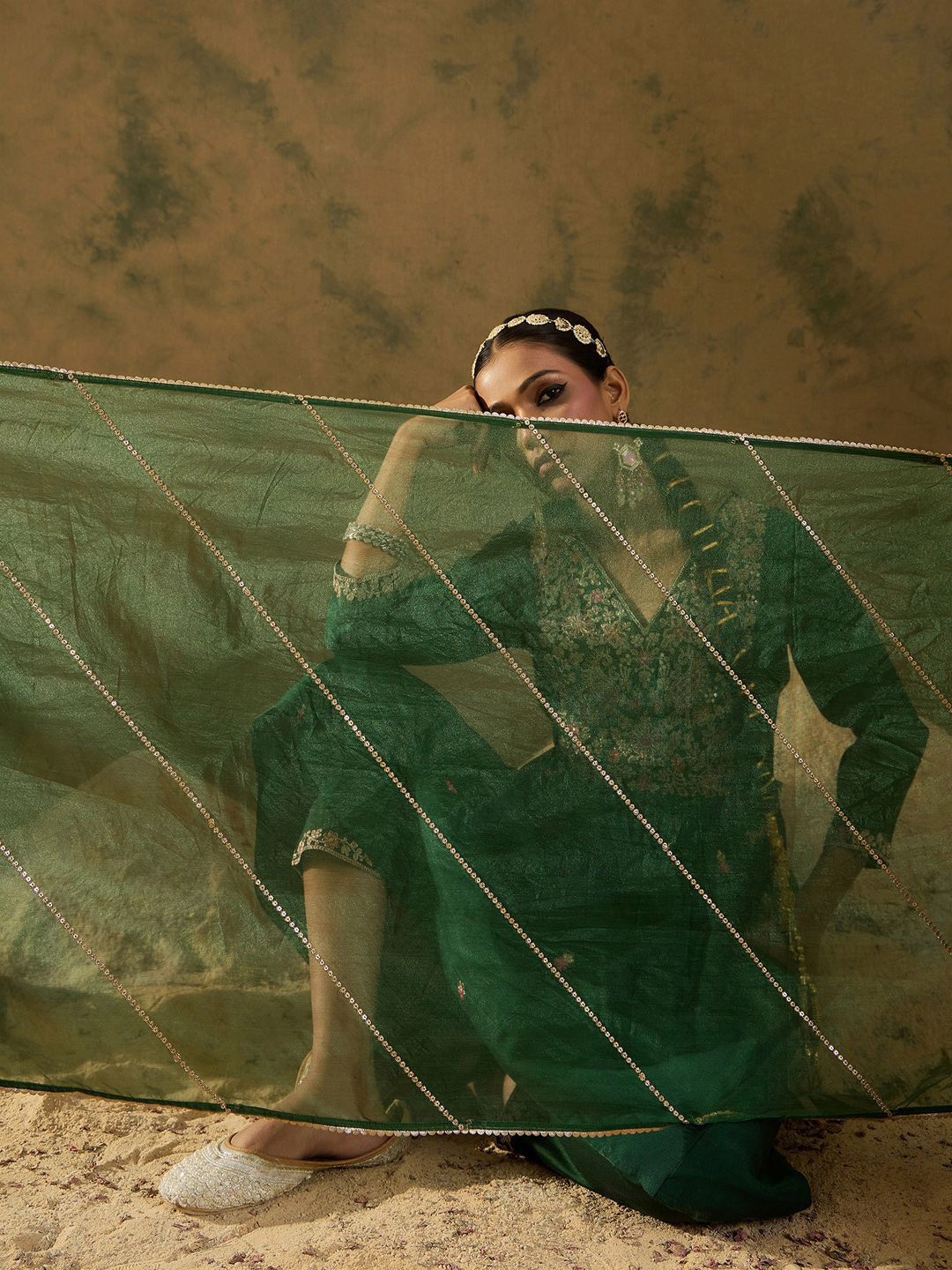 Indo Era Embroidered Zari Work Regular Sleeves A-line Shape V-Neck Liva Kurta Set