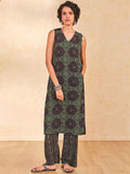 Global Desi Floral Printed V-Neck Kurta With Trousers