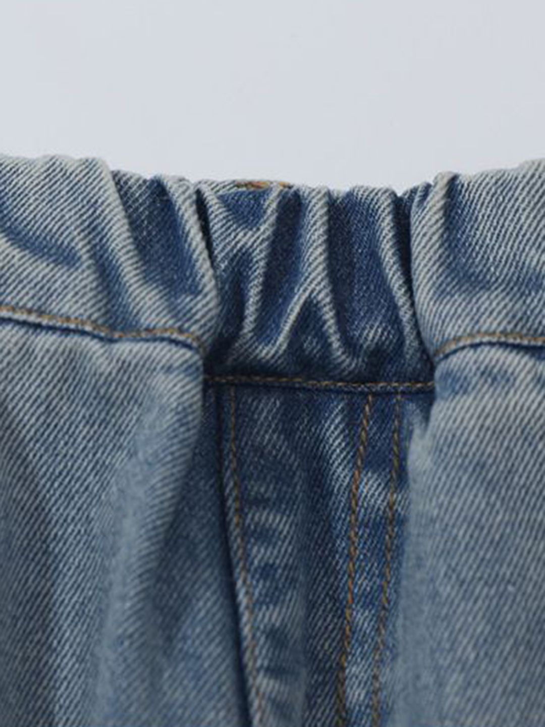 YK Girls Comfort Relaxed Fit High-Rise Light Fade Embellished Stretchable Jeans