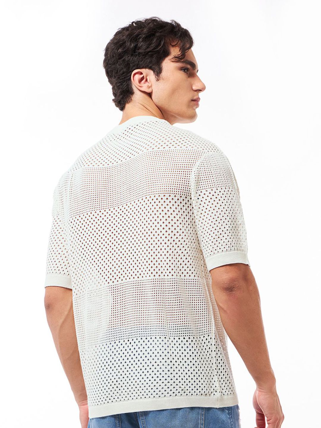 Bewakoof Pure Cotton Gardenia Regular Fit Flatknit T-shirt