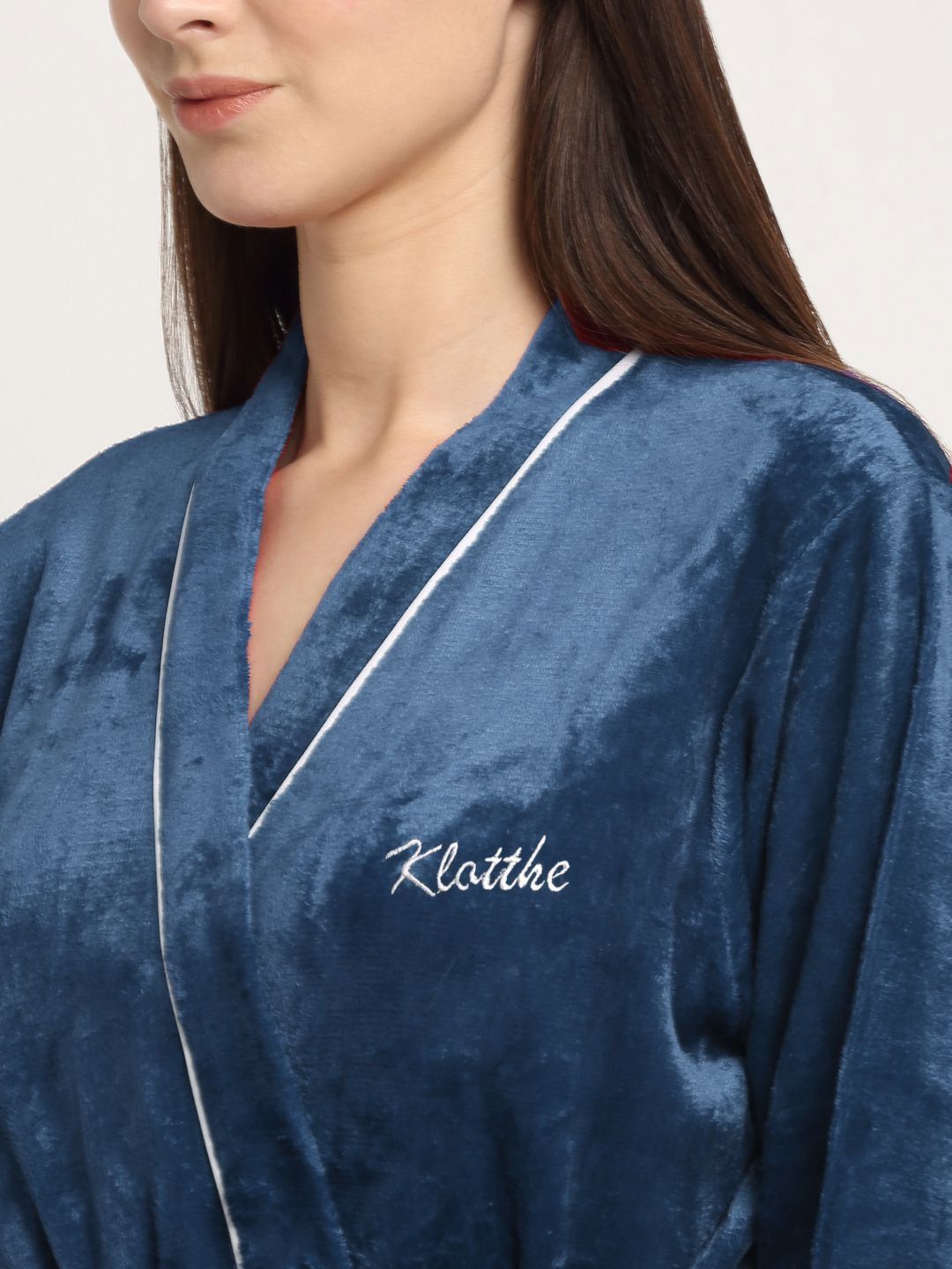KLOTTHE Woolen Bath Robe With Belt