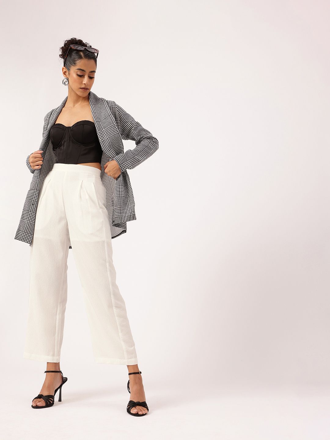 DressBerry Women Feminine Glam Seersucker Pleated Trousers