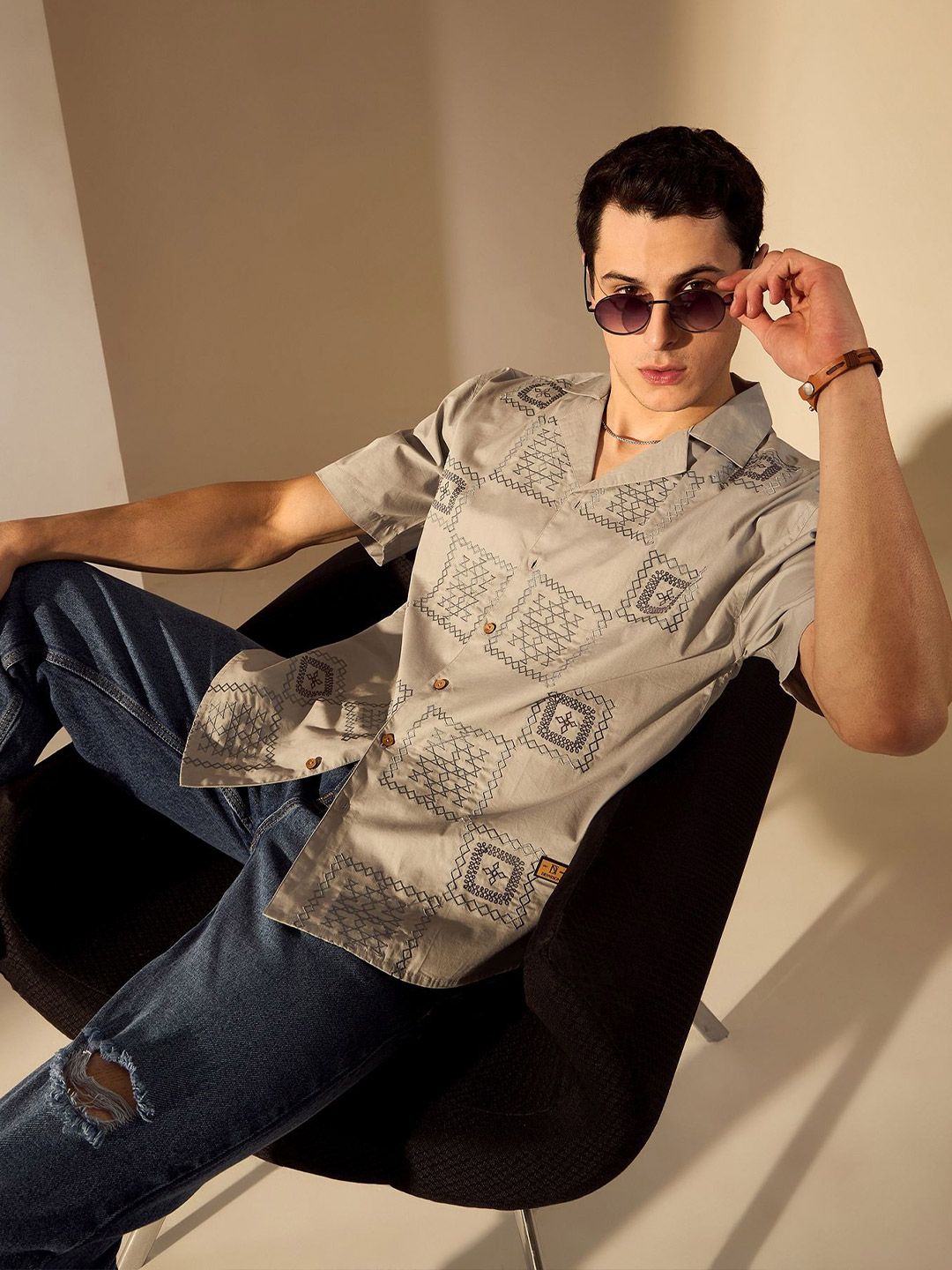 DENNISON Men Embroidery Drop Shoulder Oversized Shirt