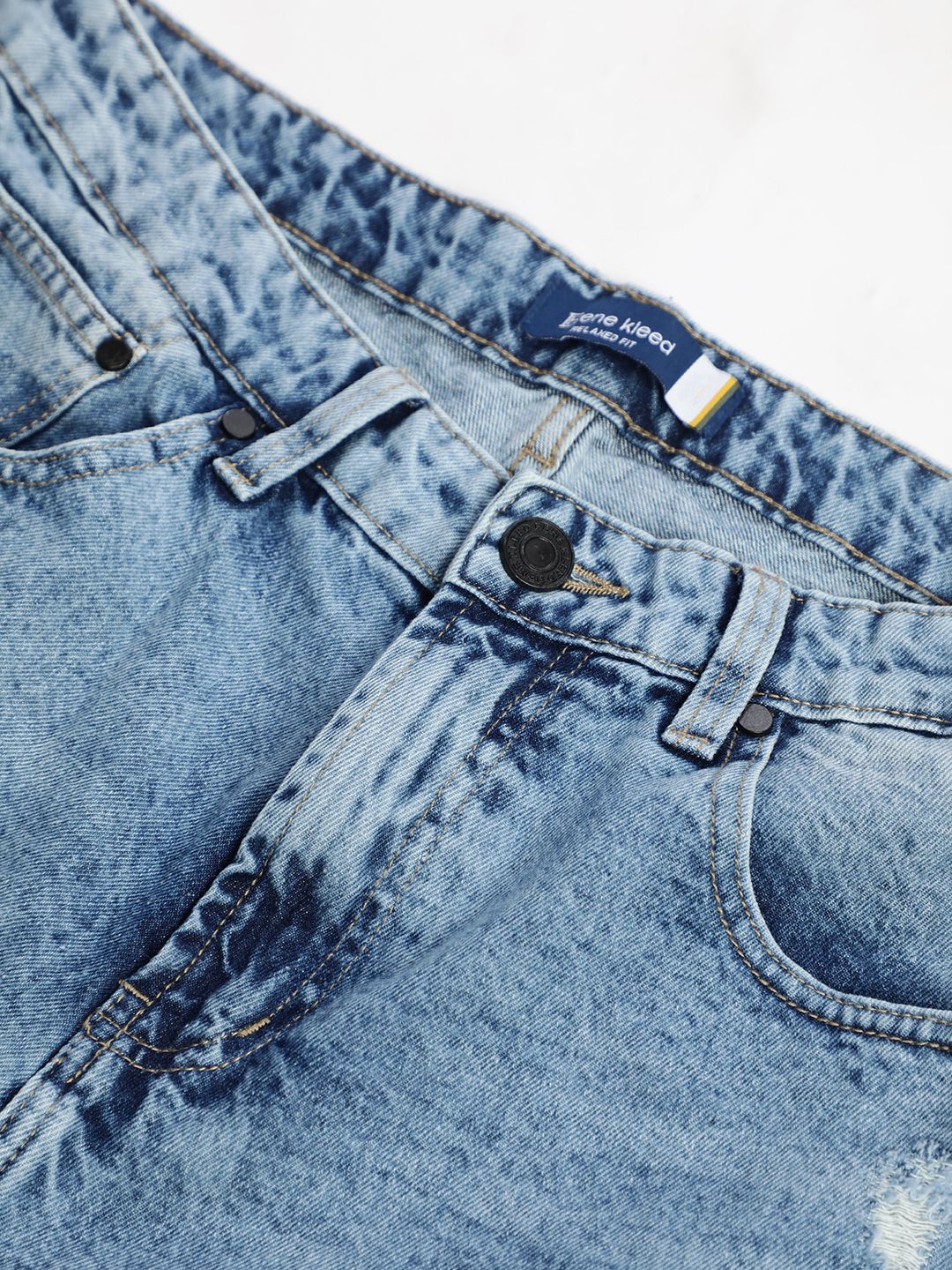 Bene Kleed Men Relaxed Fit Distressed Denim Shorts