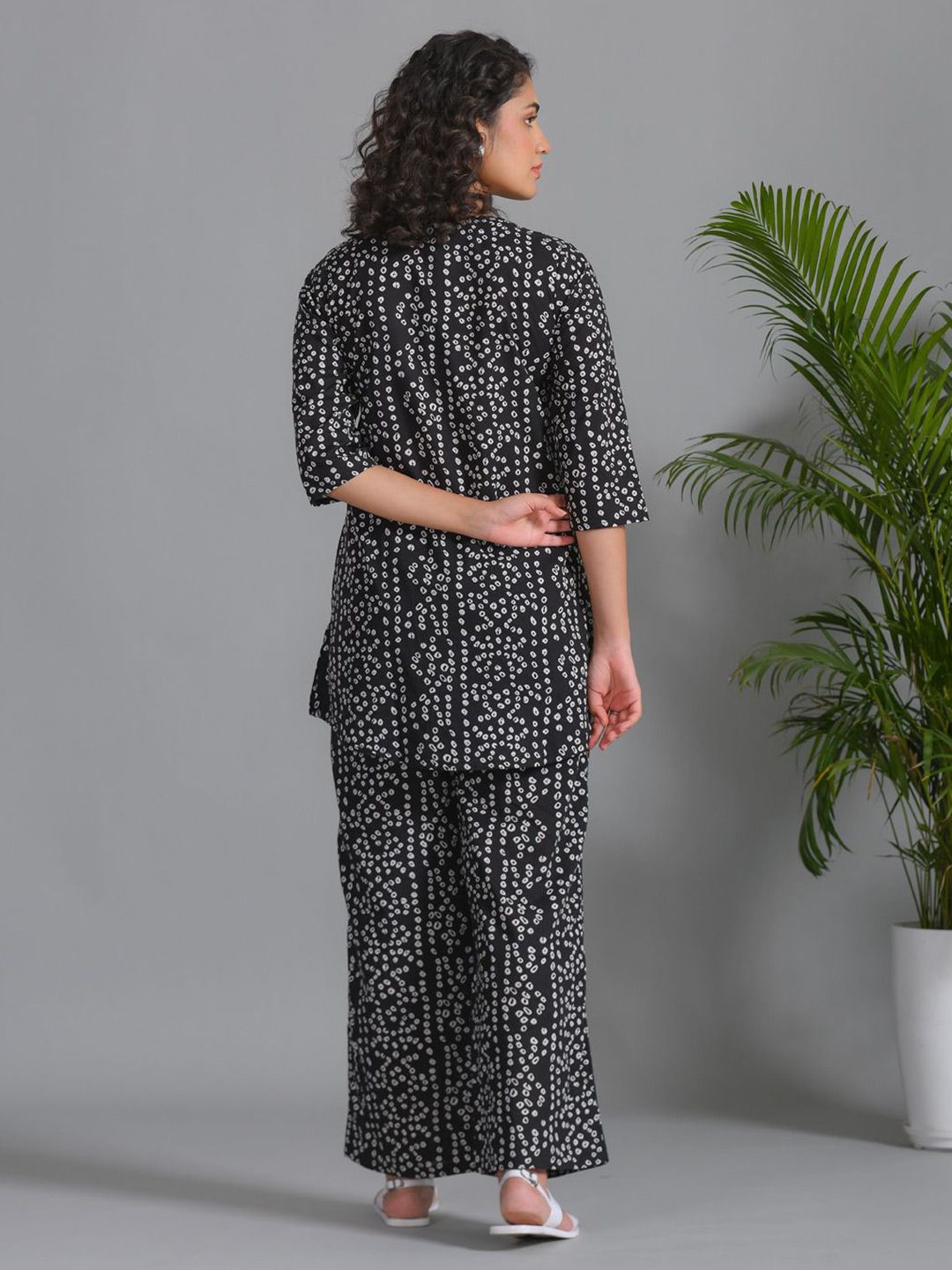 SANSKRUTIHOMES Women Printed Pure Cotton Night suit