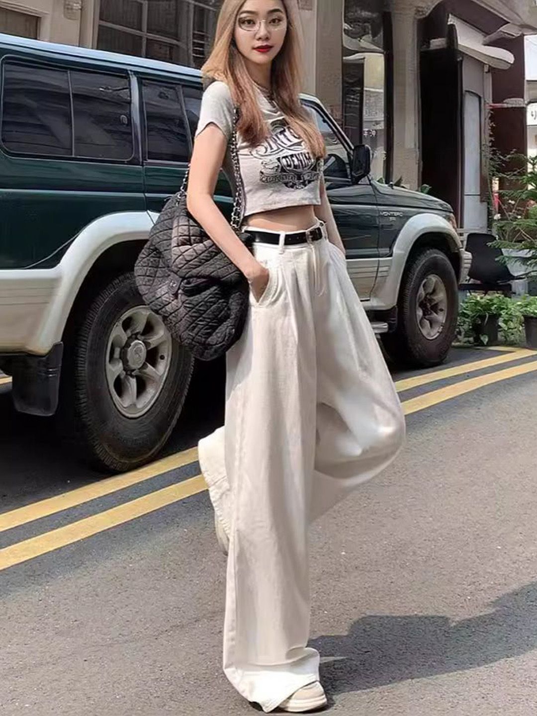 DressBerry Women Relaxed Fit High-Rise Jeans