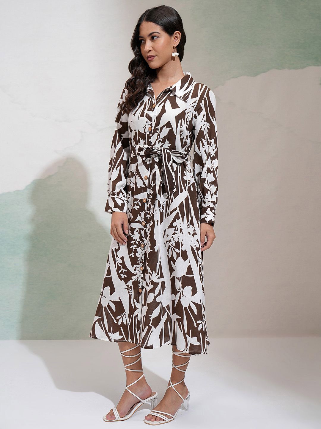 Vishudh Floral Printed Fit & Flare Midi Dress