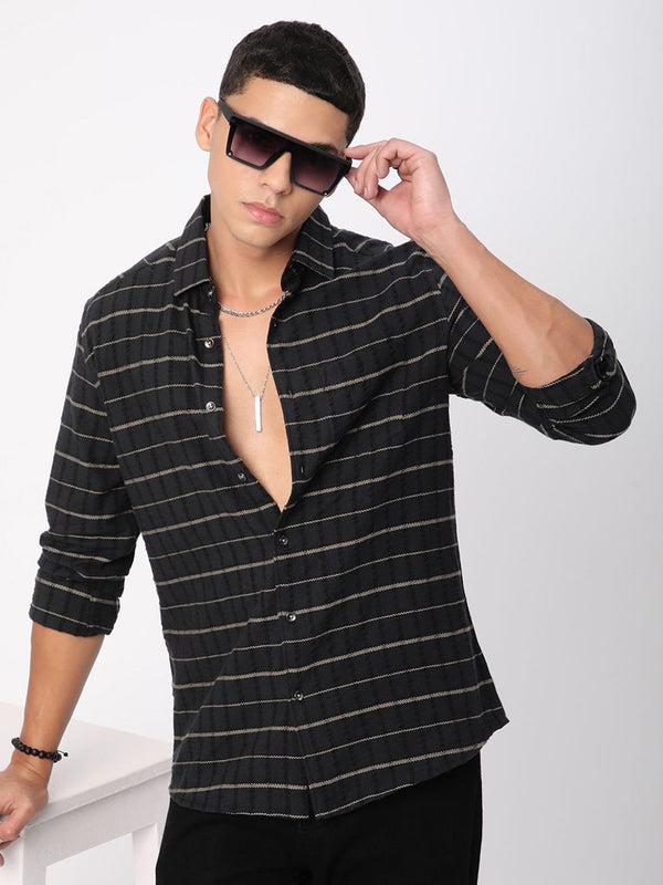 VASTRADO Men Classic Slim Fit Spread Collar Horizontal Striped Cotton Casual Shirt