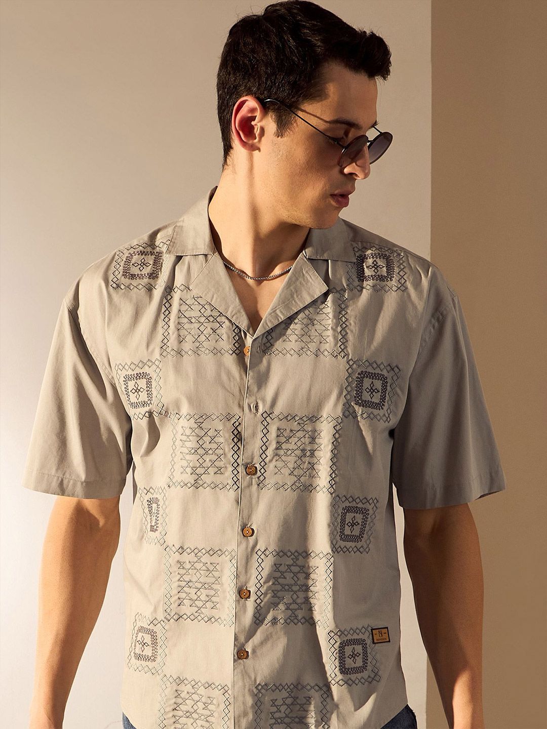 DENNISON Men Embroidery Drop Shoulder Oversized Shirt