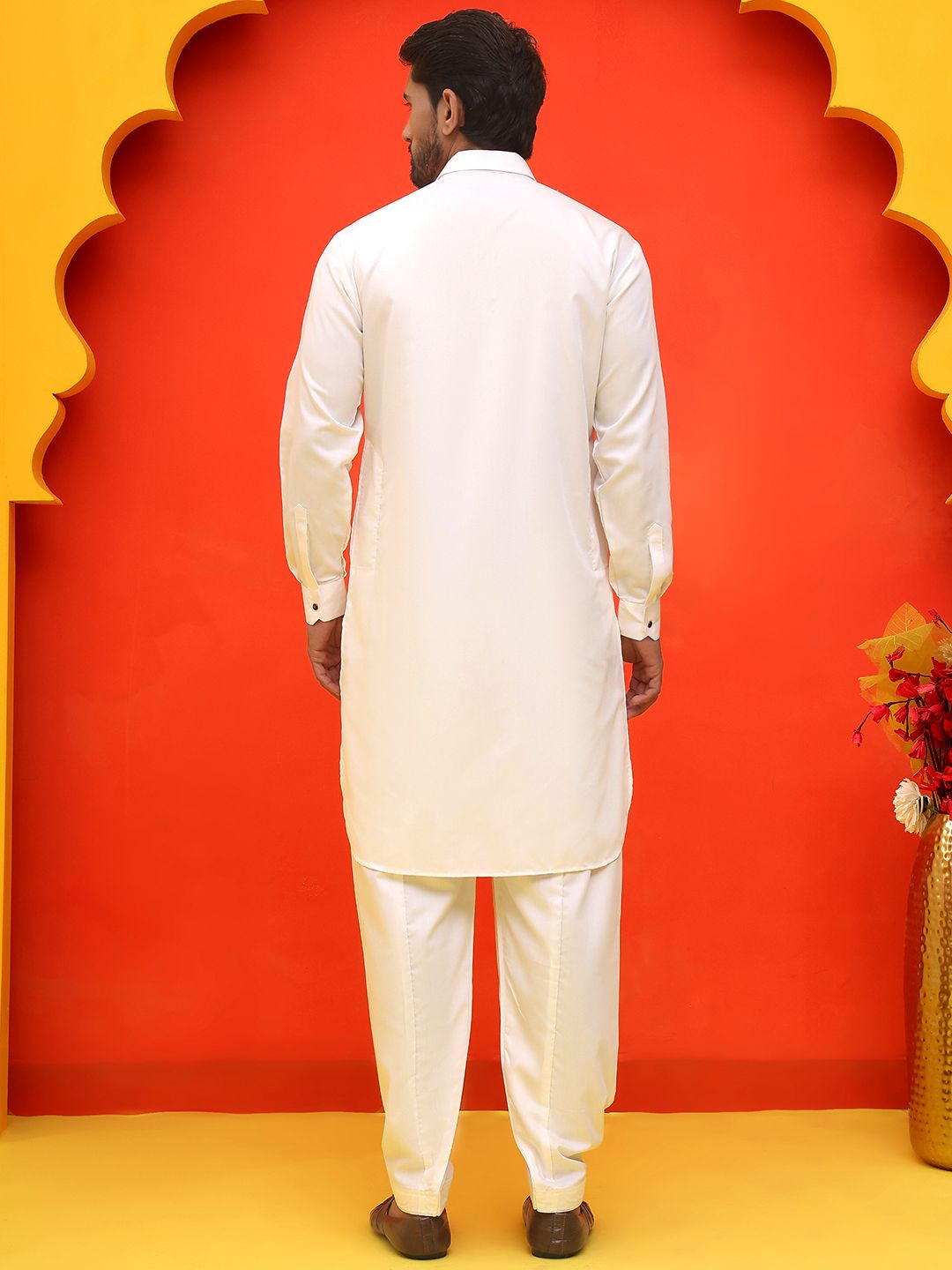 Jompers Men Regular Kurta with Salwar