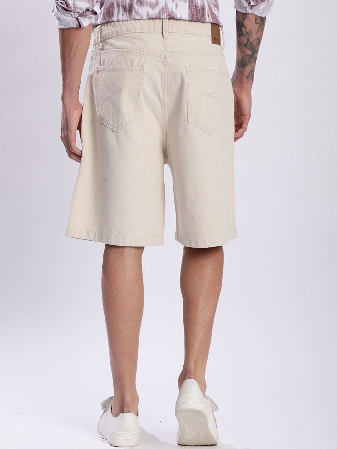 Bene Kleed Men Relax Fit Distressed Denim Shorts