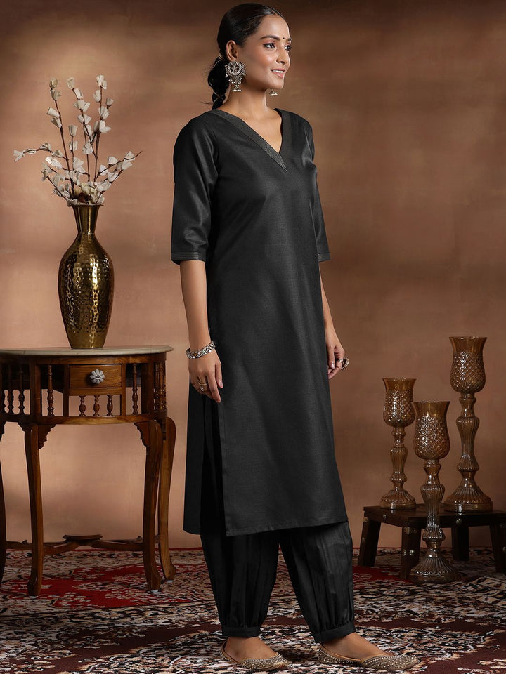 Libas V-Neck Straight Kurta with Salwar & With Dupatta