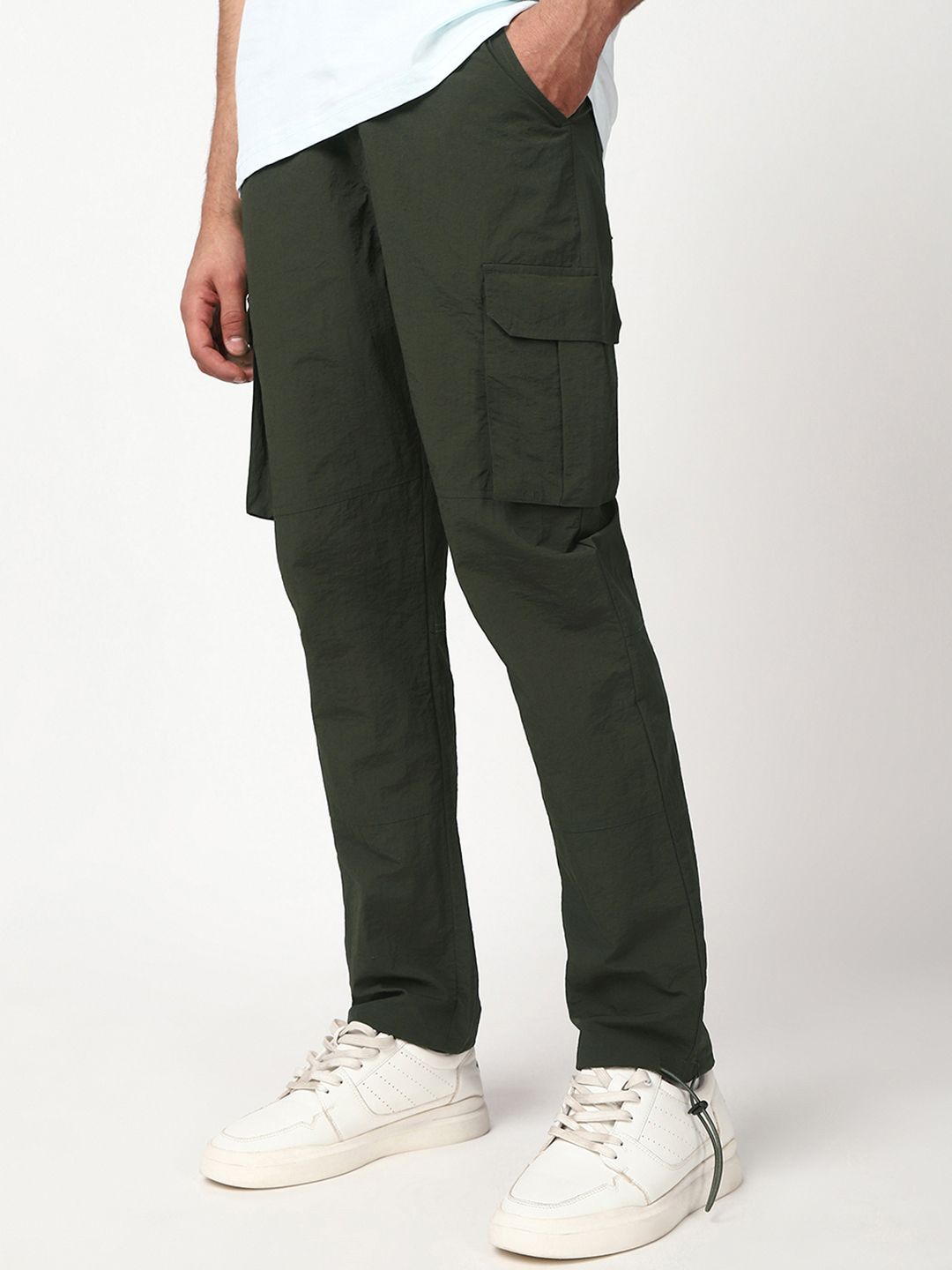 Bewakoof Men Olive Green Cargo Parachute Pants