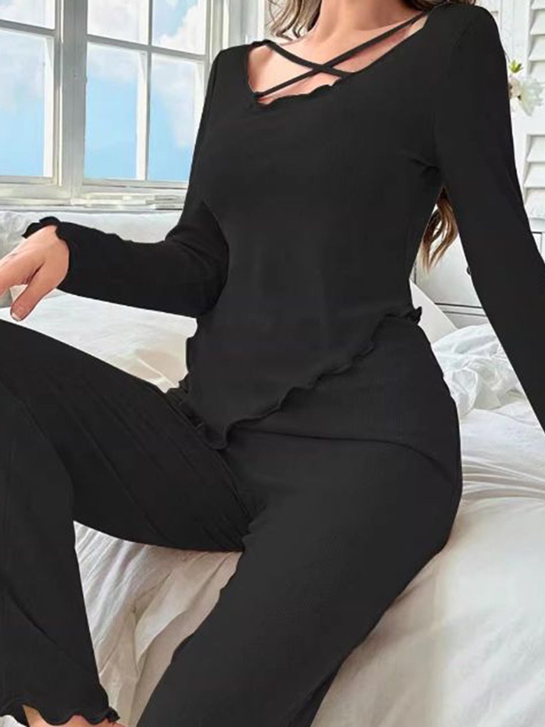 DressBerry Women Solid Top Pyjama Night suit