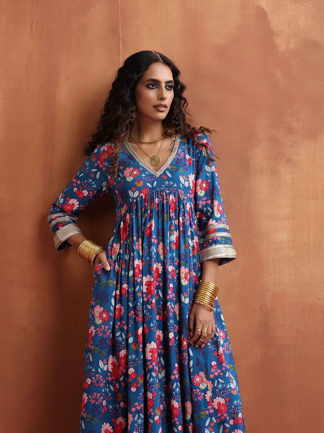 trueBrowns Floral Printed Empire Sequinned Kurta With Trousers