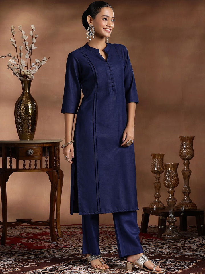 Libas Mandarin Collar Pleated Straight Kurta with Trousers & Dupatta