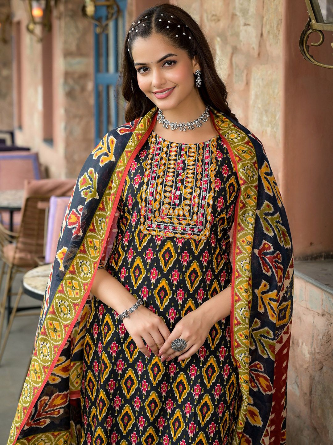 KALINI Geometric Printed Thread Work Straight Kurta With Trousers & Dupatta