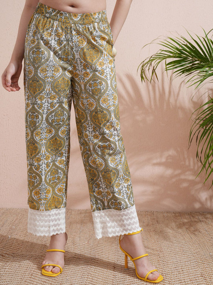 Vishudh Cream Printed V-Neck Three-Quarter Sleeves Pure Cotton Top With Trouser