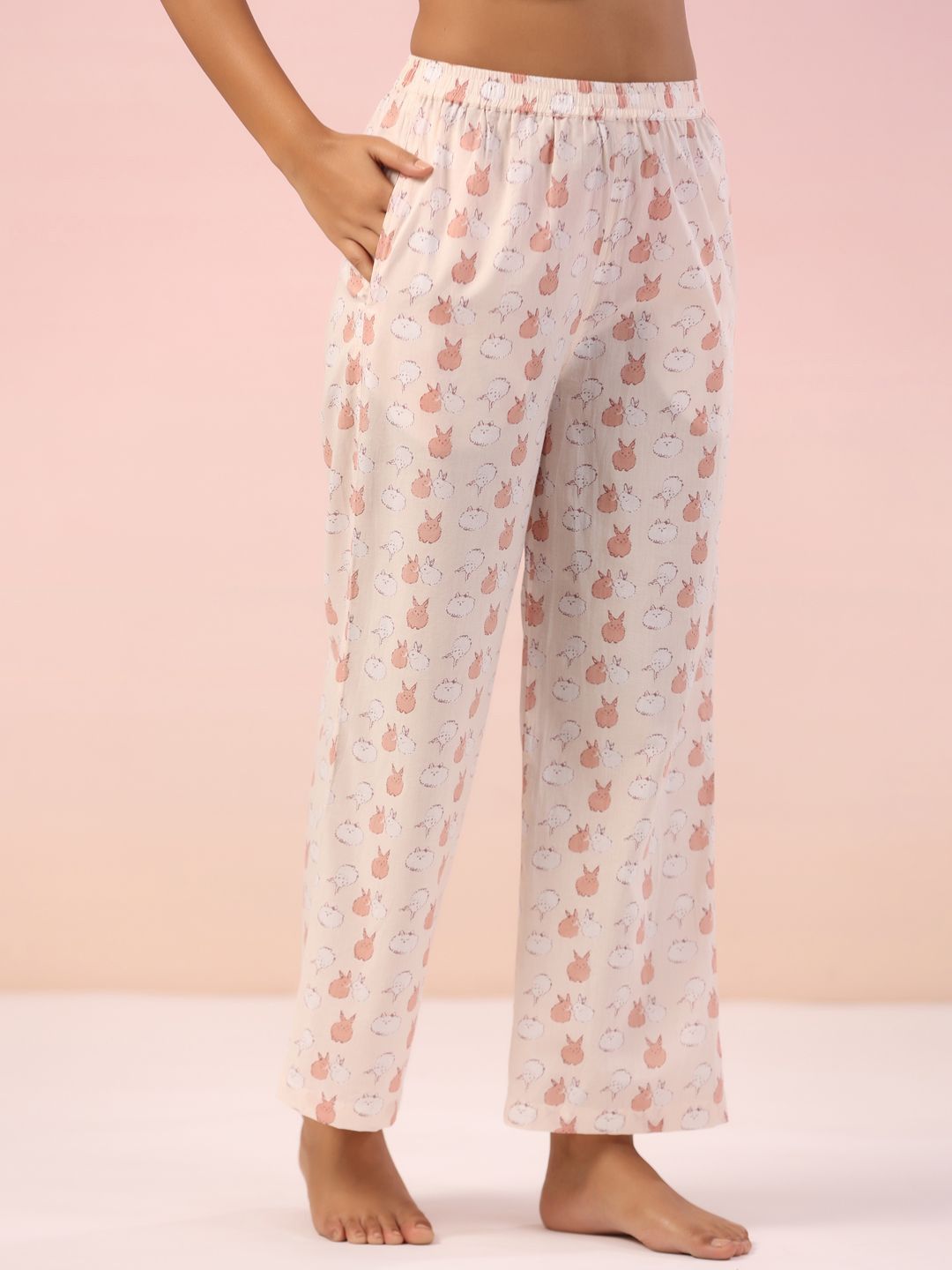 SANSKRUTIHOMES Women Printed V-Neck Pure Cotton Night Suit