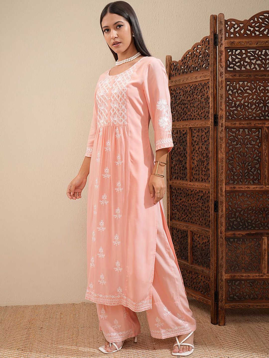 Vishudh Peach-Coloured Floral Embroidered Thread Work Straight Kurta With Palazzos