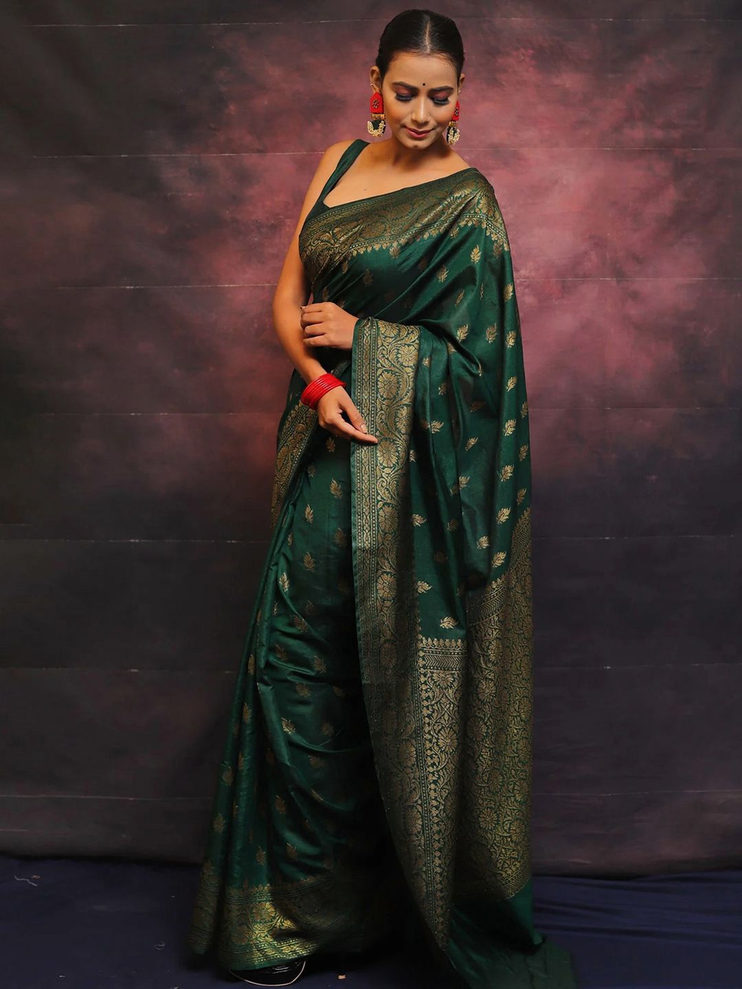KALINI Ethnic Motifs Woven Design Zari Banarasi Saree