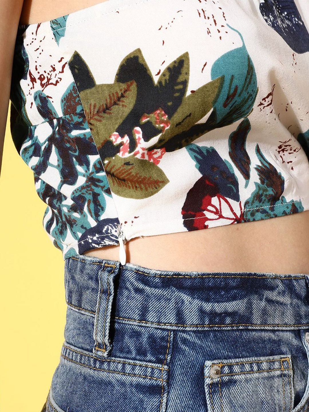 Berrylush Floral Print One Shoulder Crop Top