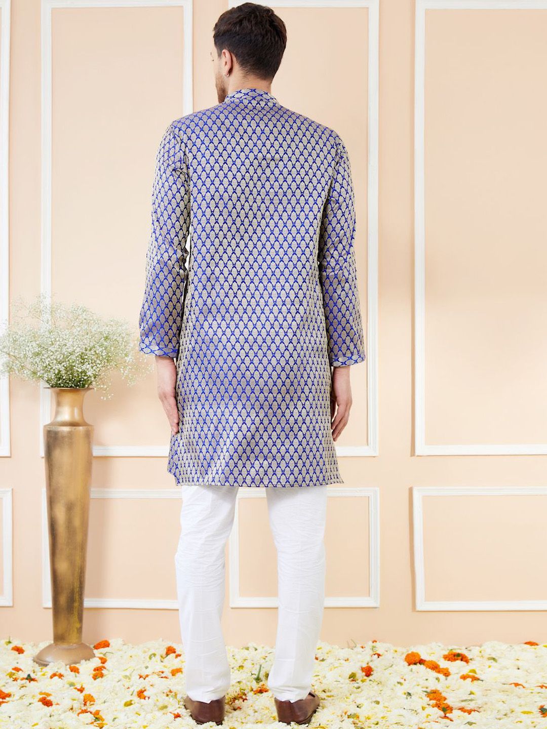See Designs Ethnic Motifs Woven Design Long Sleeves Regular Straight Kurta & Pyjama