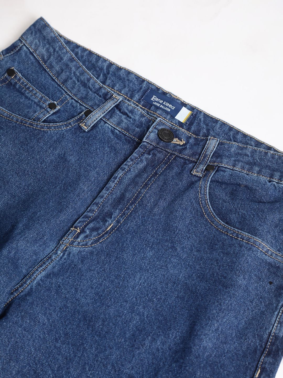 Bene Kleed Men Loose Balloon Fit High-Rise Jean