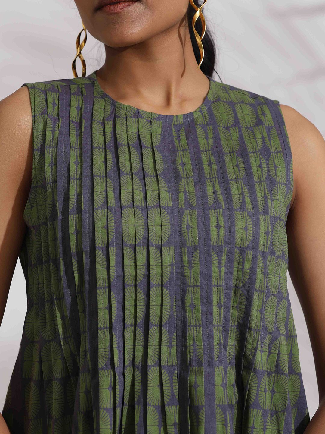 trueBrowns Geometric Printed Pure Cotton Top With Skirts