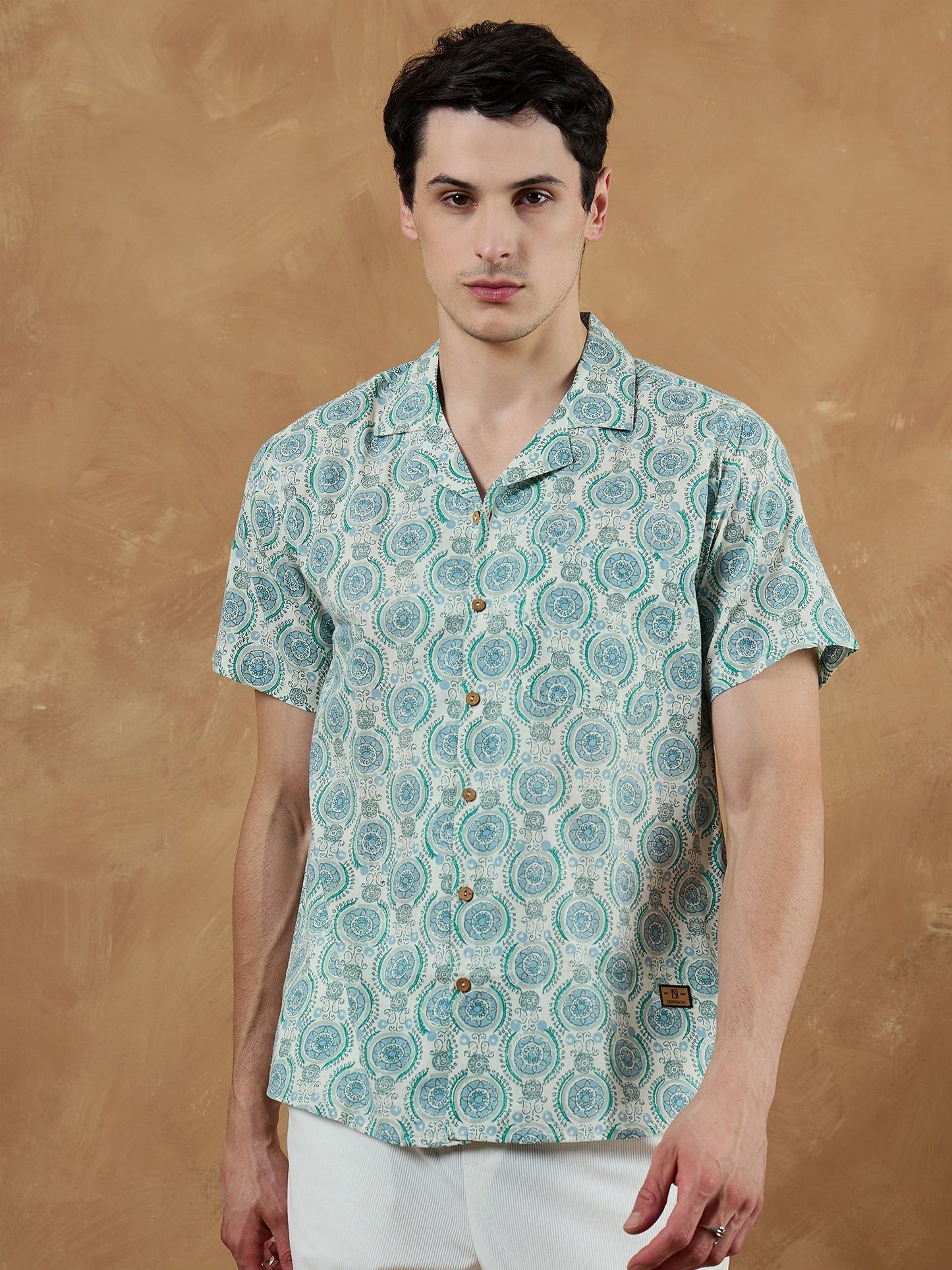 DENNISON Men White Regular Fit Printed Casual Shirt