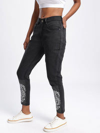 DressBerry Women Ethnic Play Printed Mom Fit Jeans