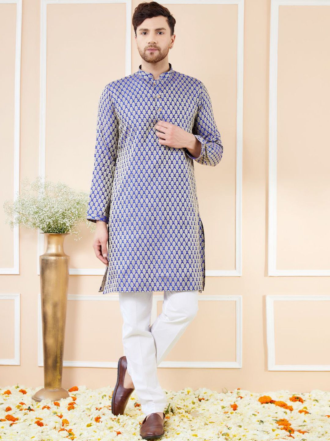 See Designs Ethnic Motifs Woven Design Long Sleeves Regular Straight Kurta & Pyjama