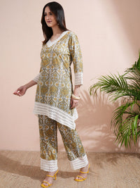 Vishudh Cream Printed V-Neck Three-Quarter Sleeves Pure Cotton Top With Trouser