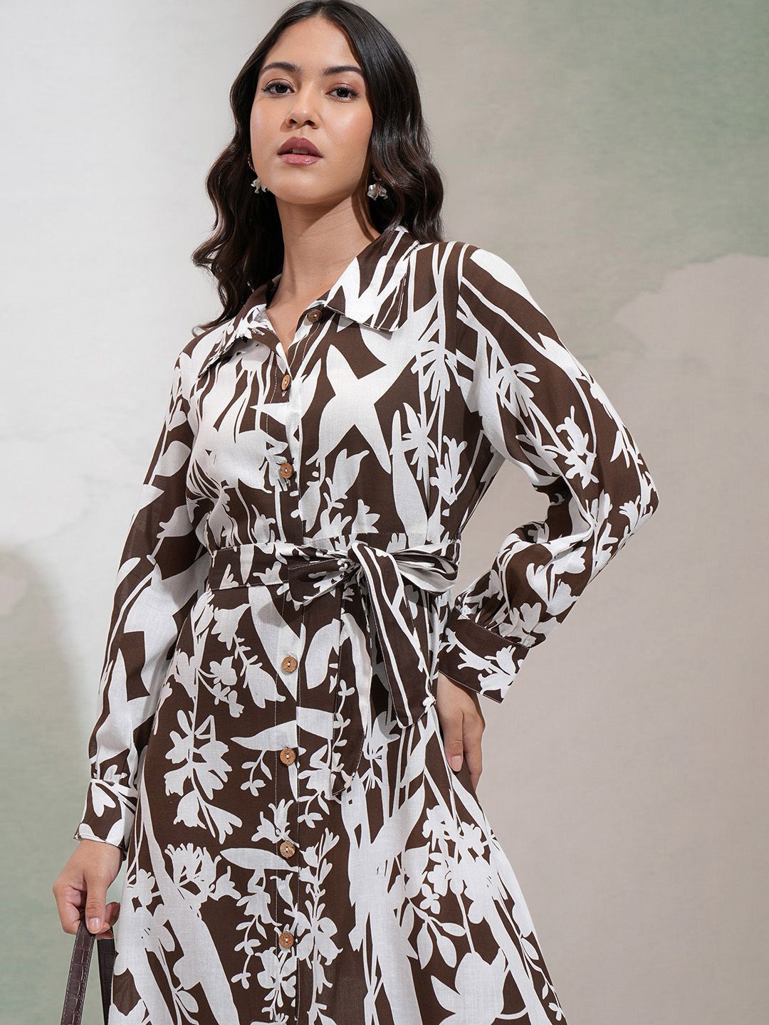 Vishudh Floral Printed Fit & Flare Midi Dress