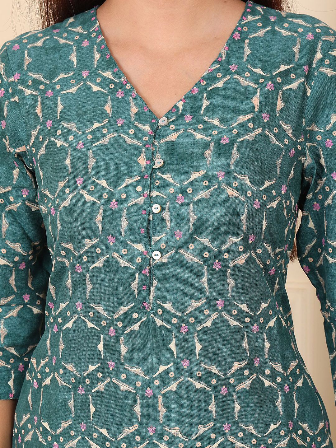 W Green Printed Printed Three-Quarter Sleeves Tunic With Trouser